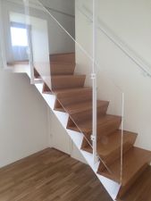 Glasværn på trappe